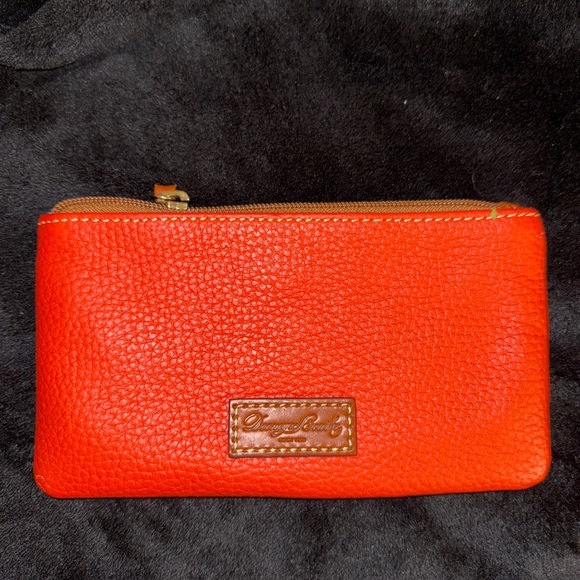 DOONEY & BOURKE RED PEBBLE LEATHER ID ZIP POUCH CASE - Picture 4 of 10